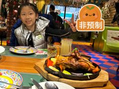 -米德维奇俄式西餐厅(西六道街店)