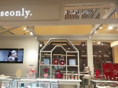 -ROSEONLY诺誓(国际广场购物中心店)