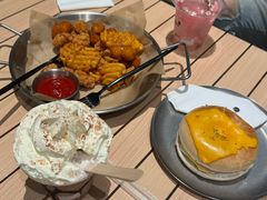 -J Create城市露营咖啡·简餐·宠物(上海动物园店)