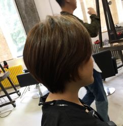 -Hair Co.一间沙龙