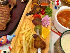 -城堡俄式西餐厅(中央大街索道店)