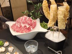 -鲜入唯煮·港式海鲜牛肉火锅(金宝街店)