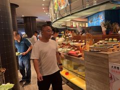 -宝利来国际大酒店-凤凰阁旋转餐厅