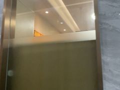 -上海仁爱医院口腔科 · 种植