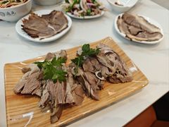 -德元兰州纯汤牛肉面(龙阳路店)