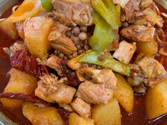 -牛一嘴·兰州牛肉面·大盘鸡(财富中心店)