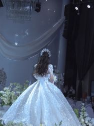 -拉瑞娜LaReine婚纱礼服高级定制