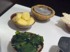 -卤校长老火锅(杨家坪直营店)