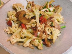 花菜炒肉片-新发现(苏州中心商场店)