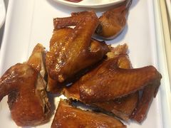 -新大咀港式茶餐厅(宝山万达店)