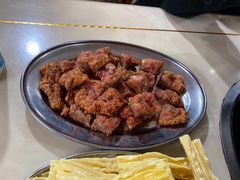 牛肉饼-美兰春记食店·龙舌坡红烧牛肉