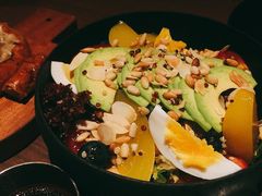 牛油果沙拉-鹿萤季·营地小馆(皇后公园店)