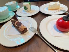 -Fridi Patisserie Cafe