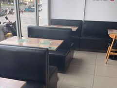 -老乡鸡(南京龙池地铁站蓝郡店)