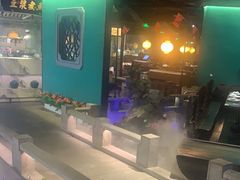 -佬麻雀·新湘菜(珠海金发购物中心店)