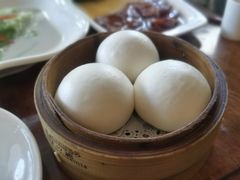 凤凰流沙包-澳门西南饭店·粤菜·茶市·手工点心(华海路店)