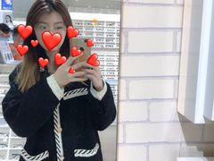 -诺柯视眼镜-蔡司依视路官方工厂店(淞南一店)
