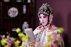 -华韵京剧摄影(洋桥角门东店)