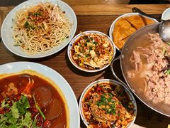 -肖四女乐山跷脚牛肉(滨江天街店)
