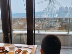 靠窗位-华侨城嘉途酒店·屋顶阳光餐厅