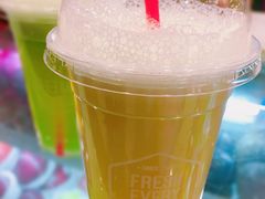 甘蔗雪梨汁-每日新鲜水果吧(黄浦来福士店)