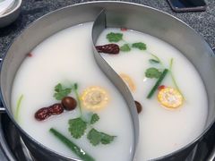 -江小渔鲜鱼火锅(辽沈二街店)