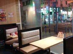 -滋味满屋美食坊(上海街店)
