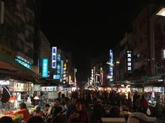 -六合夜市