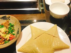 -张大胡子鱼头火锅酒楼(长益路店)