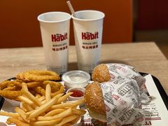 -The Habit Burger Grill 哈比特汉堡(复兴soho店)