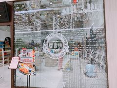 -钟书阁(群光广场店)