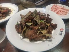 -唐师傅湘西名菜馆(武陵路店)