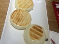 -新邻生活站-停车场
