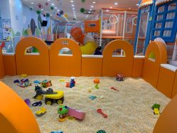 -爱婴室(上海浦建路店)