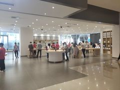 -华为授权体验店(中山公园来福士)