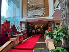 -凤凰楼酒家·粤宴点心(华强北店)