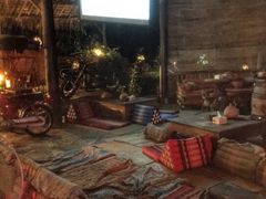 -乌托邦酒吧和餐厅