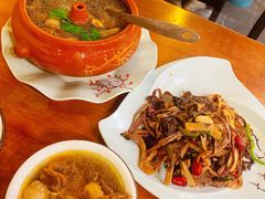 -小厨子私房菜·云南美食店