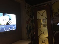 -唛客疯量贩式KTV(金飞达广场店)