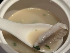 招牌胡椒汆鲜鱼汤-吉品小鲜Jhouse(陆家嘴中心店)