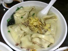 -笑来喜馄饨小笼工坊店(湖滨街店)