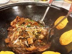 -王老六铁锅炖鱼(长春路店)
