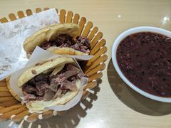 -闫家驴肉老店(华电一校店)