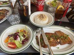 -Mogul Eatery·大亨餐酒馆