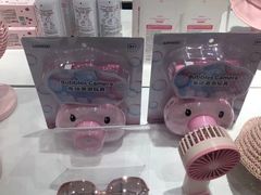-名创优品(江南新地店)
