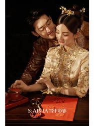 -雪中彩影婚纱摄影·微光艺术中心