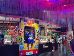 -四海一家自助餐(益田假日广场店)