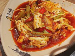 -肖四女乐山跷脚牛肉(世博源店)