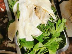 -山地居烤全羊·柴火鸡(大坪-半山公馆店)