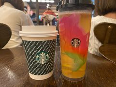 -星巴克(南通海安文峰大世界店)